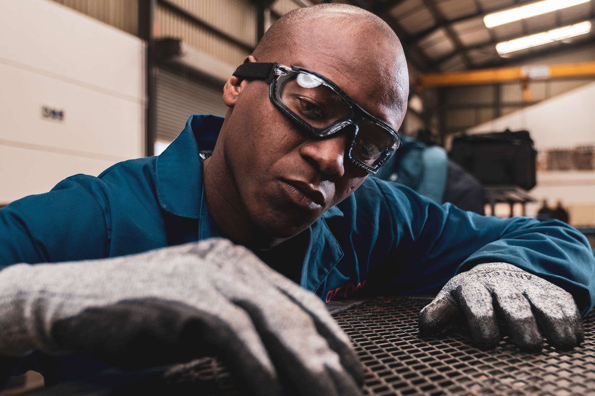 En166b EN166 and ANSI Z87.1 Eye Protection Standards: Comprehensive Guide to ...